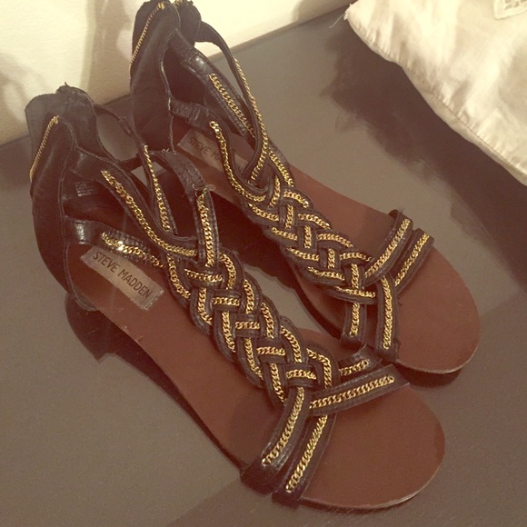 Steve Madden gold and black sandals