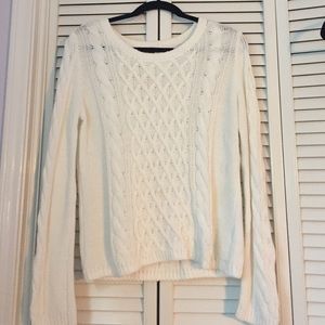 Light cable knit sweater