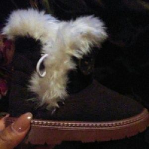 Kids boots