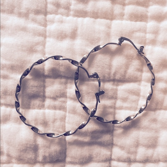 Hoops