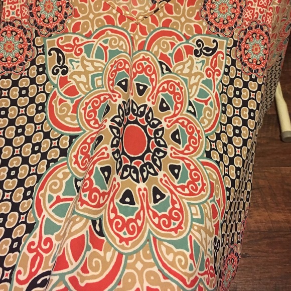 Blouse - Picture 2 of 3