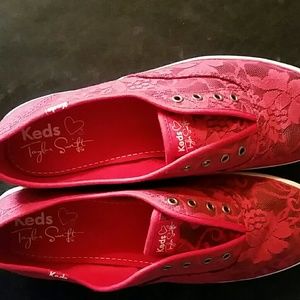 Size 8.5 Taylor Swift Red Lace Keds