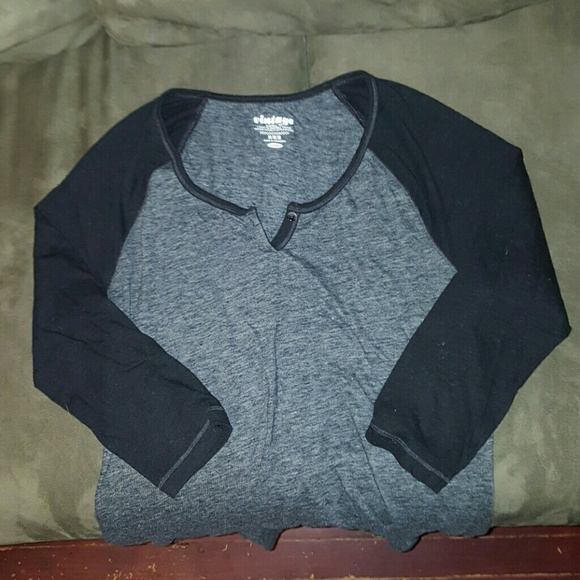 Old Navy 3/4 Sleeve Baseball Tee