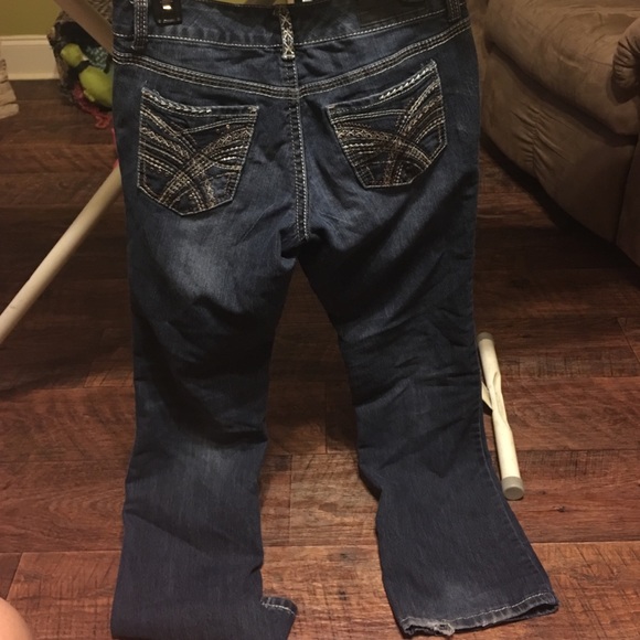 Jeans - Picture 2 of 3