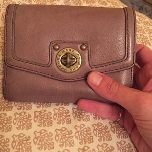 Marc jacobs turn lock wallet