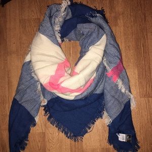 Blanket scarf