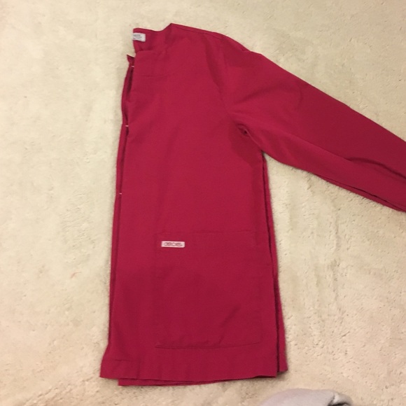 Cherokee long sleeved scrub top