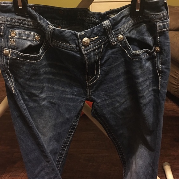 Jeans - Picture 1 of 4