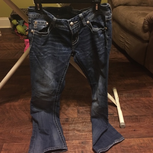 Jeans - Picture 2 of 4