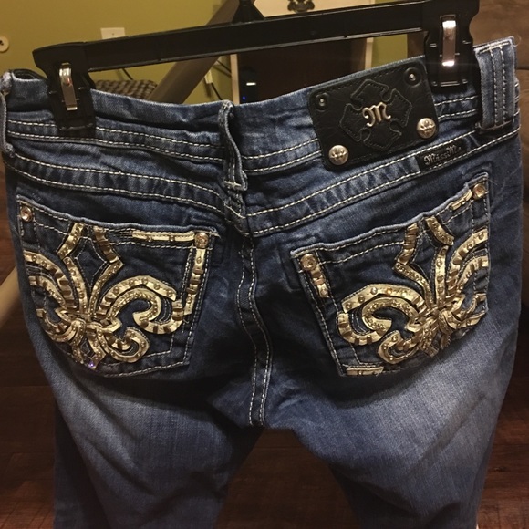 Jeans - Picture 3 of 4