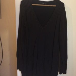 Black v neck sweater
