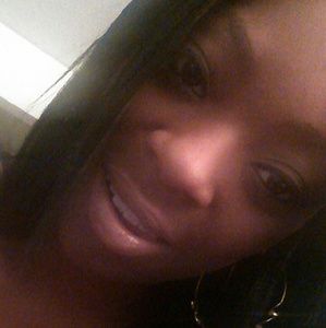 Meet your Posher, Charee