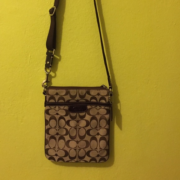 Coach Brown/Tan Signature Cross-body - Picture 1 of 4