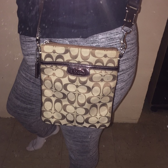 Coach Brown/Tan Signature Cross-body - Picture 4 of 4