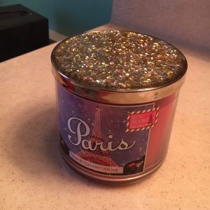 Bath and Body Works scented candle