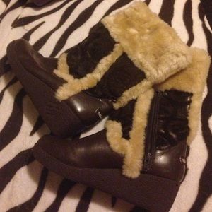 ‼️‼️ VERY GOOD DEAL FOR THESE GORGEOUS BOOTS ‼️‼️