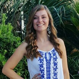 Meet your Posher, Nicole