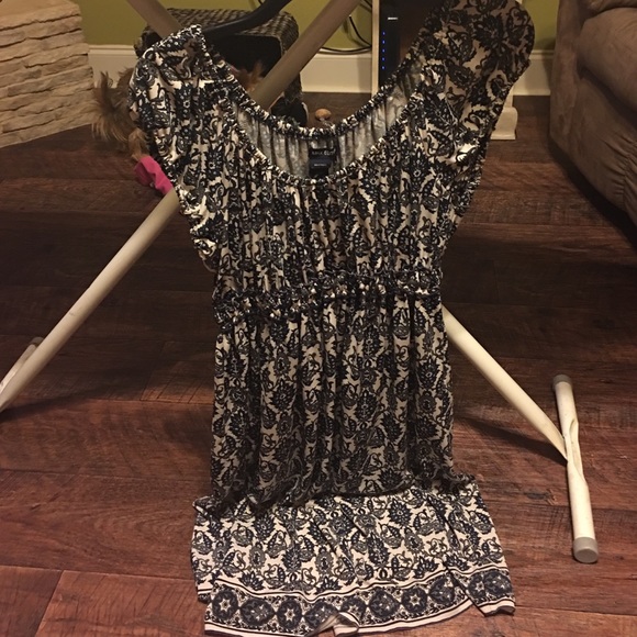 Dress - Picture 1 of 2