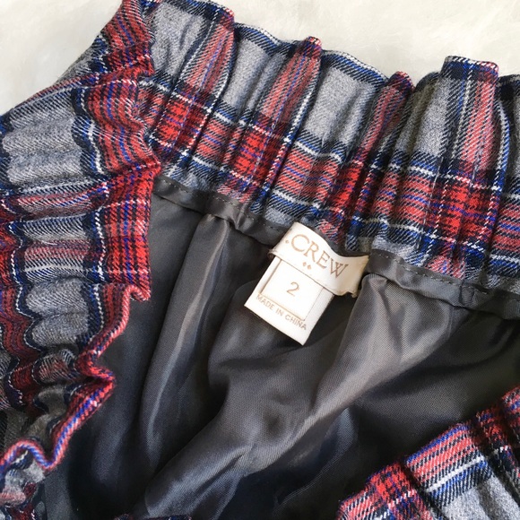 ❌SOLD❌ J. Crew Pleated Mini Skirt in Plaid - Picture 3 of 3