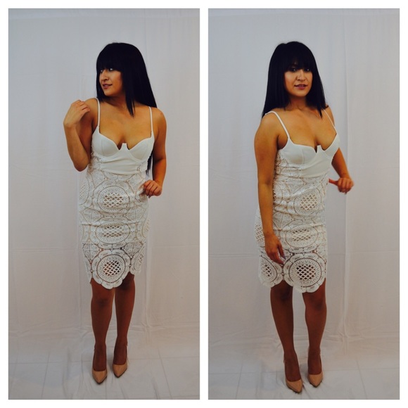 Spaghetti Strap Sweetheart Neck Lace Bodycon Dress