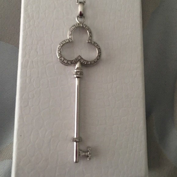 Final Price Genuine Diamond key pendant necklace