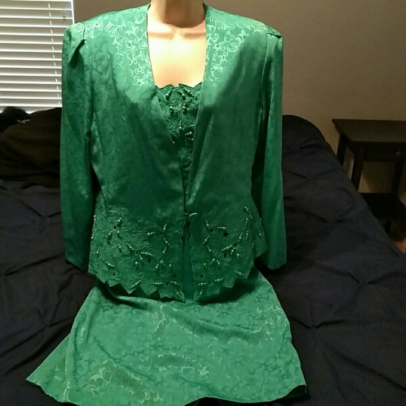 Ladies two piece skirt set