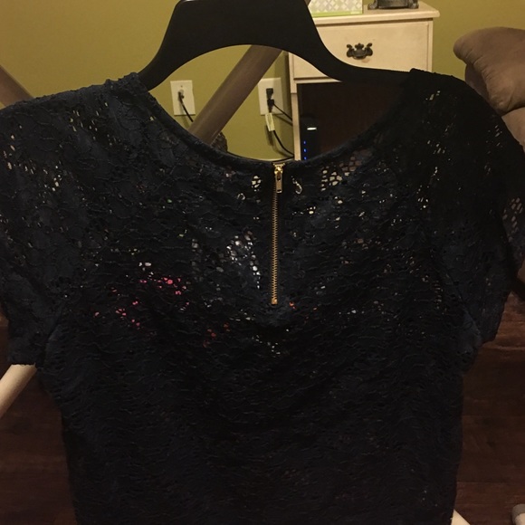 Shirt - Picture 2 of 2