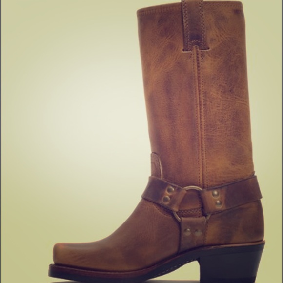 The Frye Company Harness 12R : STYLE #77300