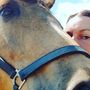 Meet your Posher, Rebecca