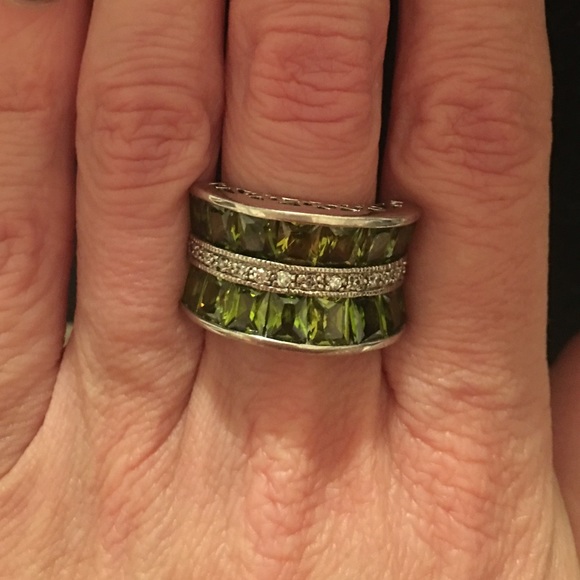 Cocktail Ring - Picture 2 of 3
