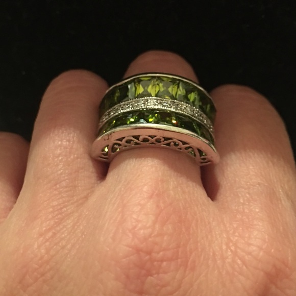 Cocktail Ring - Picture 3 of 3