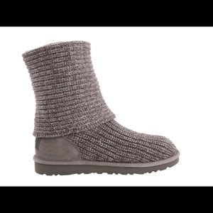 Grey Cardy Knit uggs!