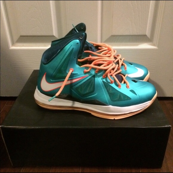 Lebron Xs - Picture 2 of 2