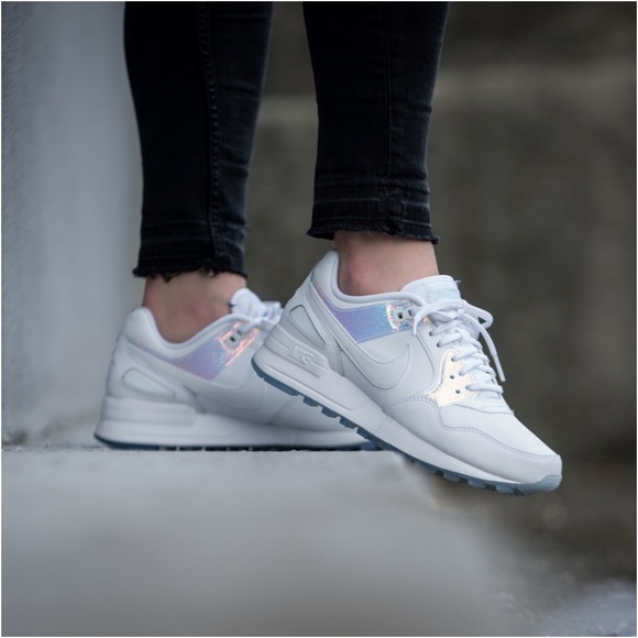 Nike Air Pegasus ’89 Sneakers - Picture 2 of 4