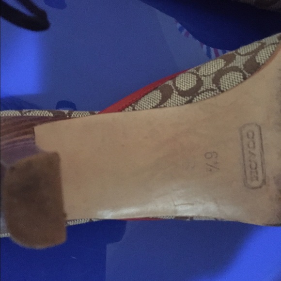 Authentic Coach 👠 shoes - Picture 3 of 4