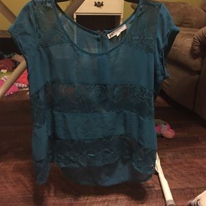 Short sleeve blue shirt