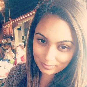 Meet your Posher, Ally