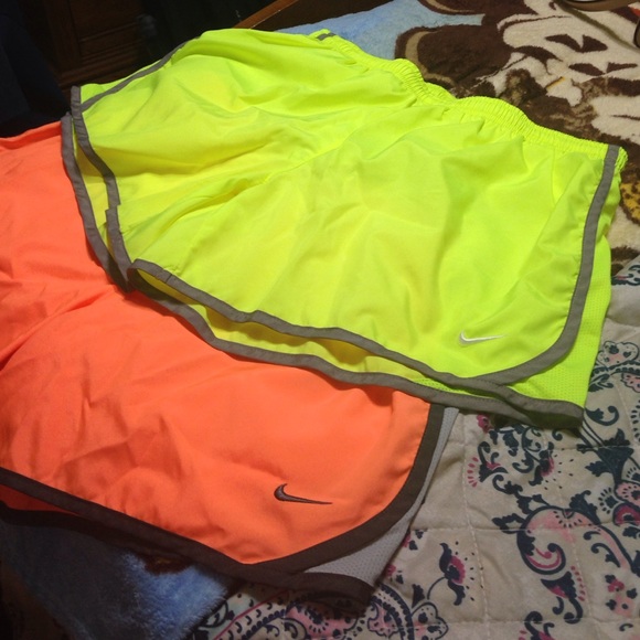 Youth Nike Tempo Shorts