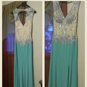 Vestido (dress)