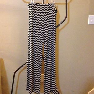 See You Monday palazzo black & cream pants.