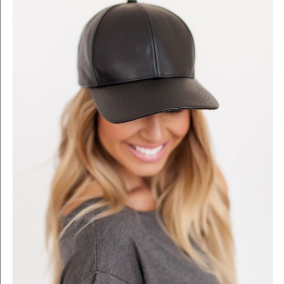 📌SOLD📌 - Picture 2 of 2