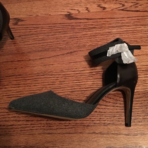 Heels-gray - Picture 2 of 4