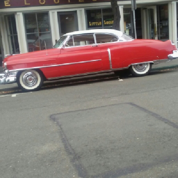 Meet your Posher, Dee