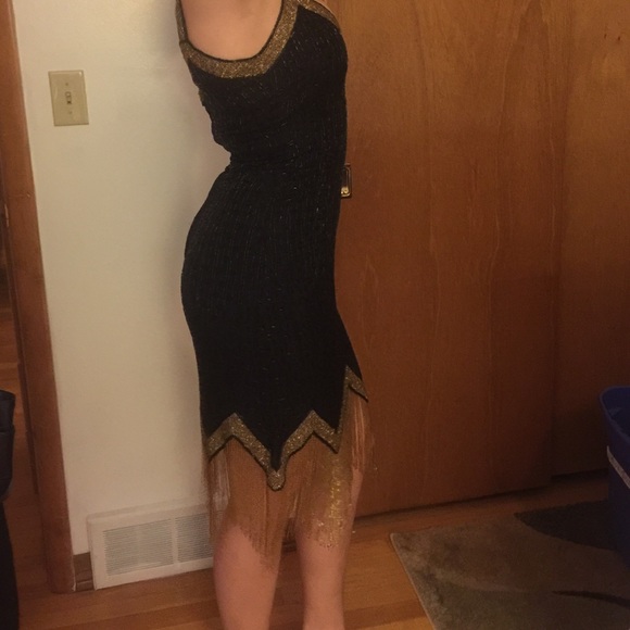 Dress - Picture 3 of 4