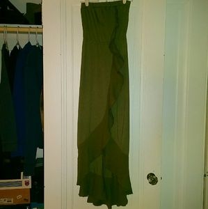 Strapless ruffled dress