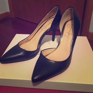 Jessica Simpson D'Orsay pump