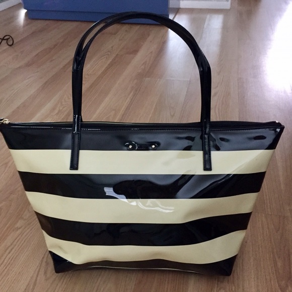 🆕 Kate Spade Penn Valley Sophie Bag