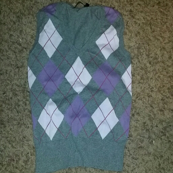 Sweater vest