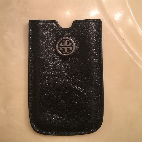 Tory Burch Accessories - Authentic Tory burch iPhone case. (4-6) no plus