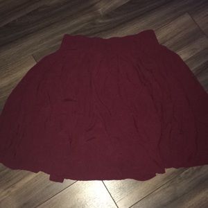 bunchy burgundy skirt!